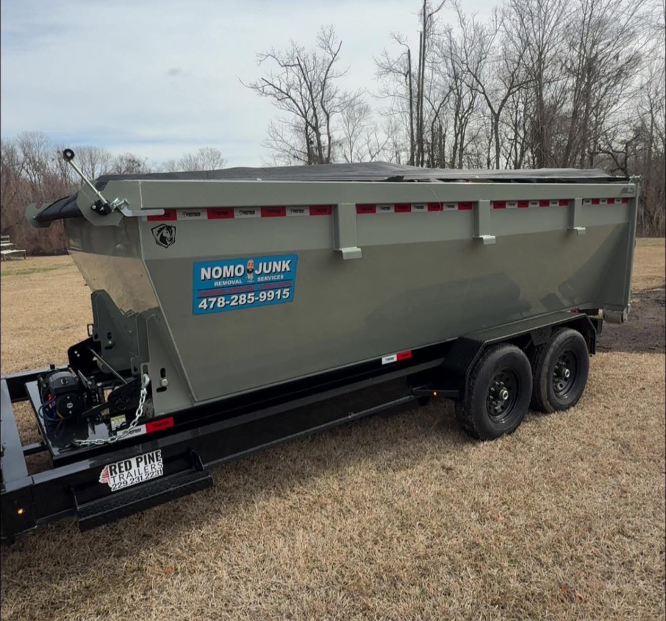 NoMo Junk roll-off dumpster trailer